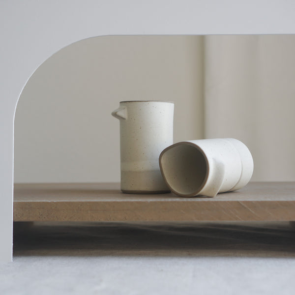 Pouring pot jar