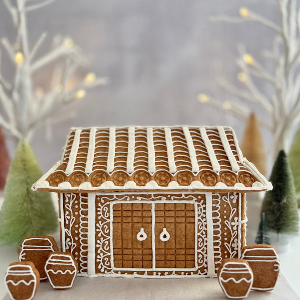 Hanok Gingerbread House Kit