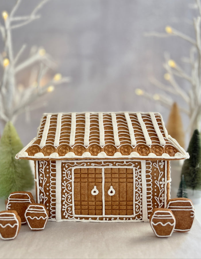 Hanok Gingerbread House Kit