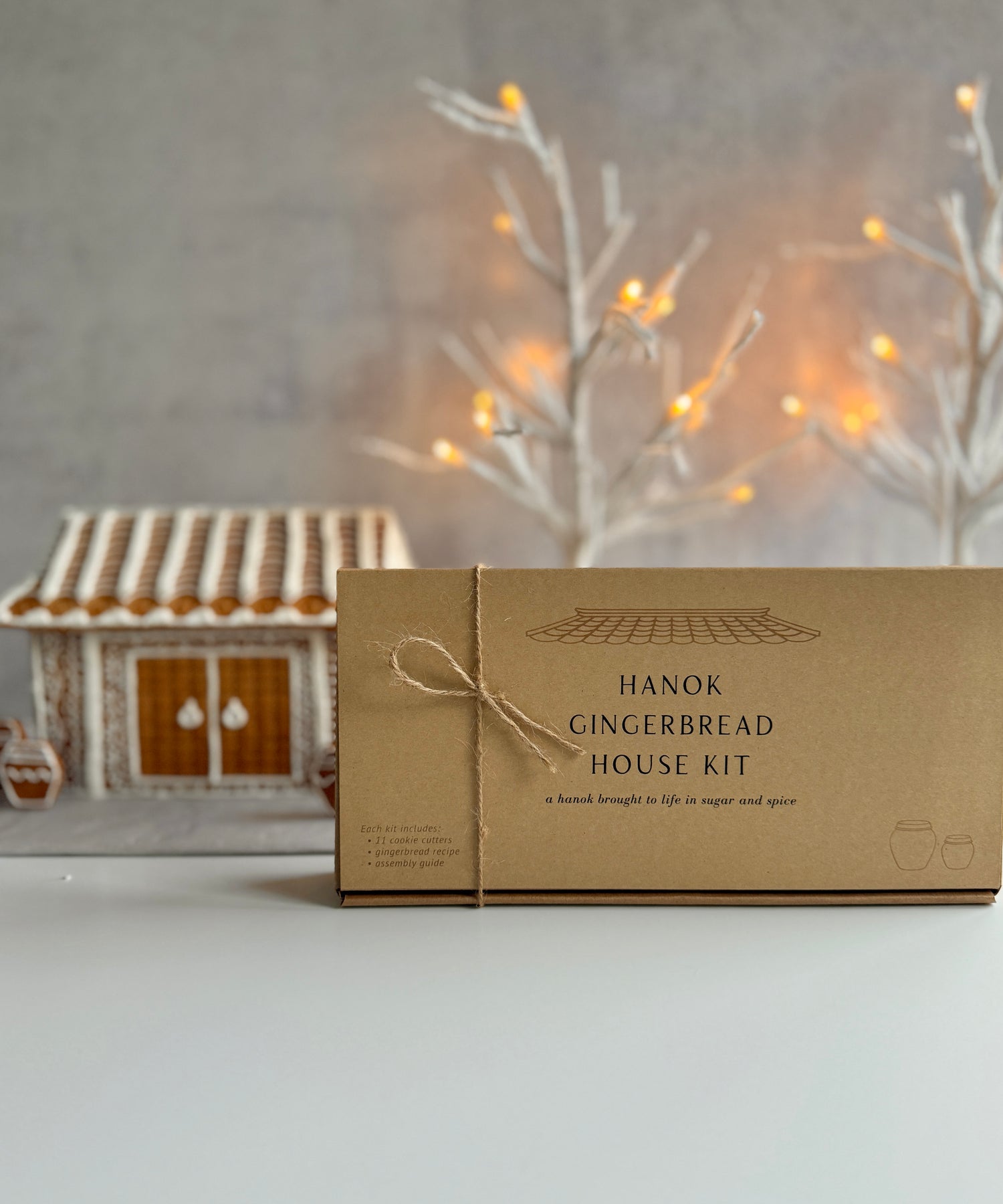 Hanok Gingerbread House Kit