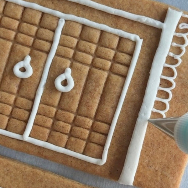 Hanok Gingerbread House Kit